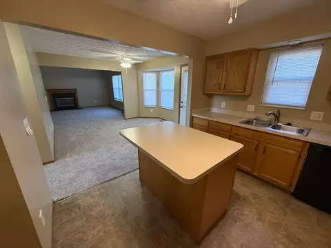 Kitchen - 1670 Marshall Ave, Obetz, OH 43207 photo 1 of 3