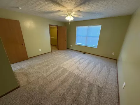 Bedroom - 1670 Marshall Ave, Obetz, OH 43207 photo 2 of 3