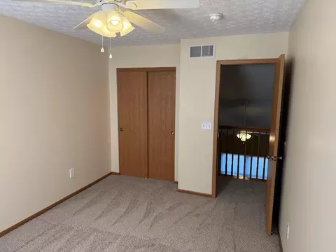 Bedroom - 1670 Marshall Ave, Obetz, OH 43207 photo 3 of 3
