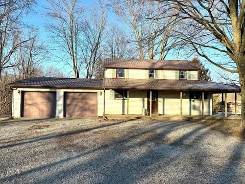 6921 National Rd SE, Jacksontown, OH 43030