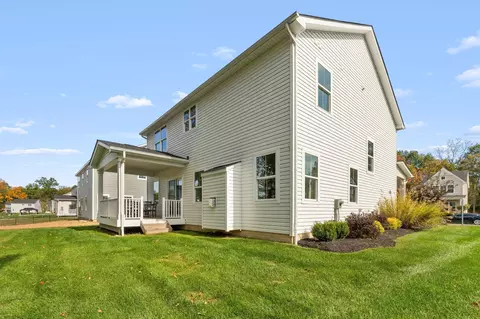 Exterior - 581 Pisa Loop, Delaware, OH 43015 photo 8 of 17