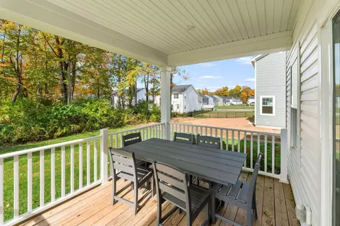 Exterior - 581 Pisa Loop, Delaware, OH 43015 photo 6 of 17