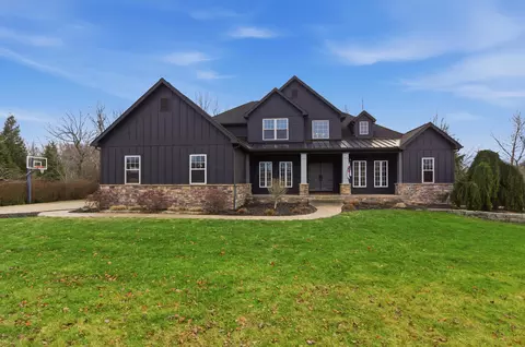113 Blackstone Ct, Granville, OH 43023