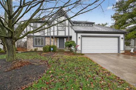 7565 Harbour Town Dr, Pickerington, OH 43147