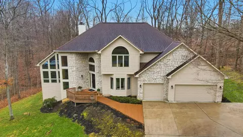 3632 Woodstone Dr, Lewis Center, OH 43035