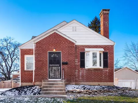669 Brookside Dr, Columbus, OH 43209