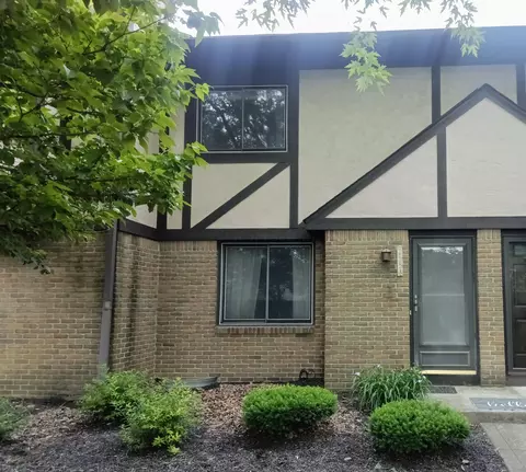 5354 Shannon Ln #71, Columbus, OH 43235
