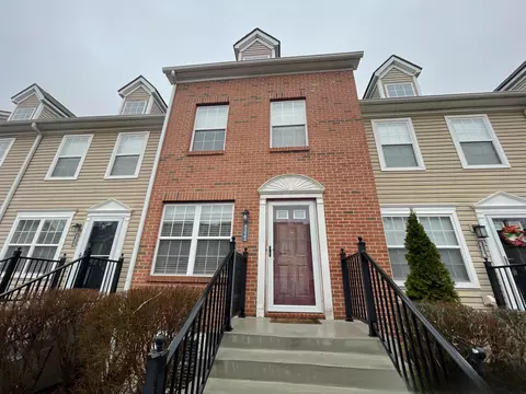 8322 Bruntsfield Rd, Columbus, OH 43235