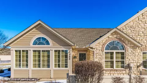 755 Kingsmead Rd, Westerville, OH 43082