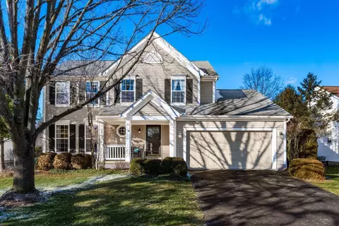 6420 Dietz Dr, Canal Winchester, OH 43110