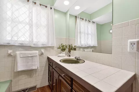 Bath - 7037 Prospect Dublin Rd, Prospect, OH 43342 photo 6 of 7