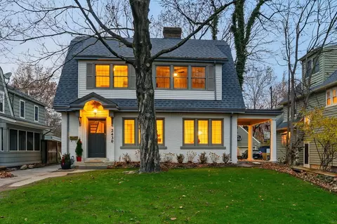 2430 Plymouth Ave, Columbus, OH 43209