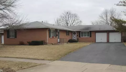 4818 Winterset Dr, Columbus, OH 43220