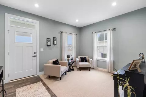 Entry Way - 1016 Boulder Dr, Delaware, OH 43015 photo 1 of 5
