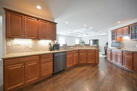 1327 Kingsgate Rd, Springfield, OH 45503 photo 13