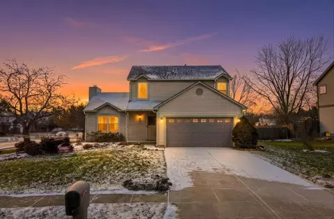 1995 Michelle Dr, Grove City, OH 43123