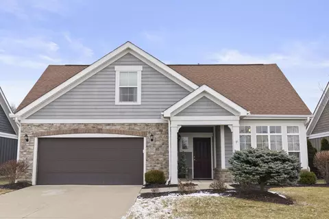 25 Whistling Way Dr, Lewis Center, OH 43035
