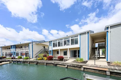 241 Chase Ave #C2U, Russells Point, OH 43348