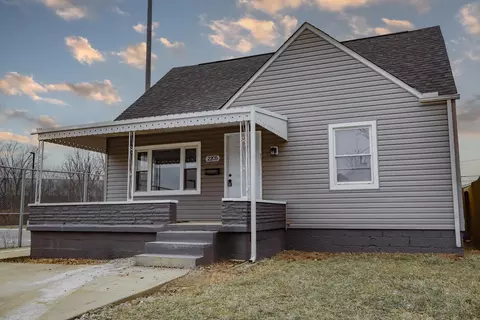 2205 Atwood Ter, Columbus, OH 43211