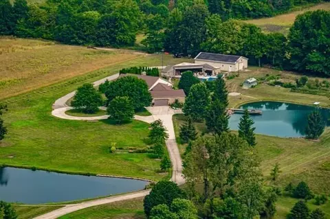1036 Hills Miller Rd, Delaware, OH 43015