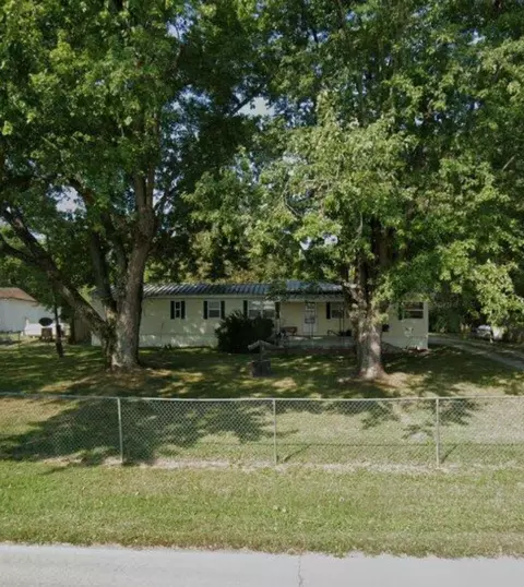 13601 NE Reid Rd NW, Jeffersonville, OH 43128