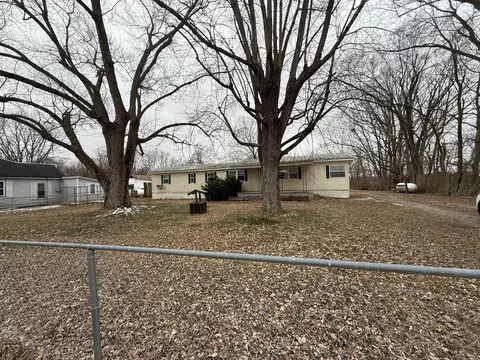 13601 NE Reid Rd NW, Jeffersonville, OH 43128