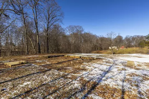 6875 Indian Run Rd NE, Pleasantville, OH 43148