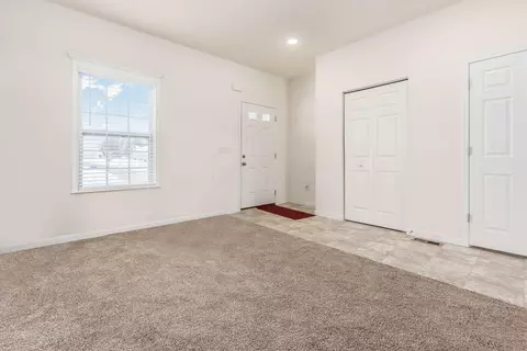 5135 Bitternut Ln, Groveport, OH 43125