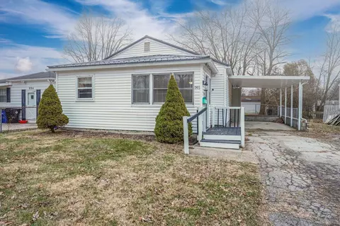 946 N South St, Wilmington, OH 45177