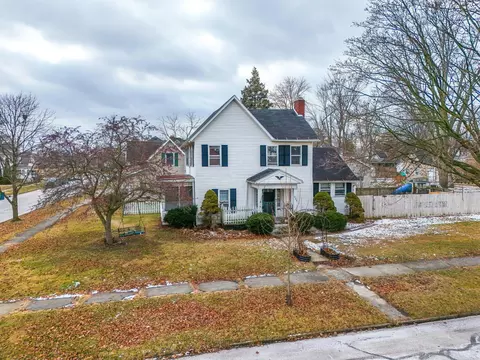 205 W 7th St, Marysville, OH 43040