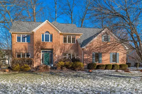 5483 Turnberry Dr, Westerville, OH 43082