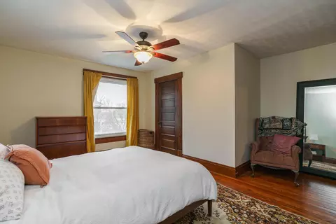 76 E Lakeview Ave, Columbus, OH 43202 photo 24