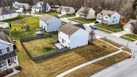 View/Area - 631 Rolling Acre Dr, Lithopolis, OH 43136 photo 1 of 7