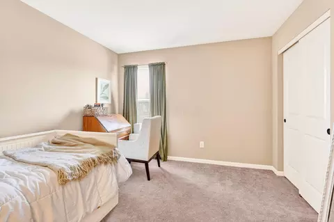 Bedroom - 631 Rolling Acre Dr, Lithopolis, OH 43136 photo 5 of 5