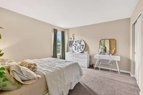 Bedroom - 631 Rolling Acre Dr, Lithopolis, OH 43136 photo 1 of 5