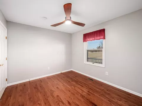 Bedroom - 7141 Long Pond Rd, Cable, OH 43009 photo 5 of 9