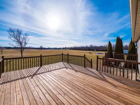 Exterior - 7141 Long Pond Rd, Cable, OH 43009 photo 5 of 10