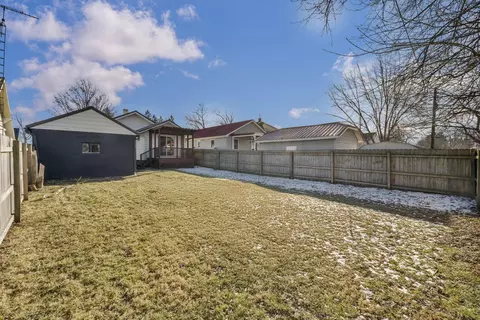 Exterior - 283 Clover Ave, Marion, OH 43302 photo 4 of 7