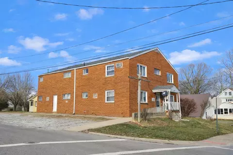 40 W Maple St, Johnstown, OH 43031