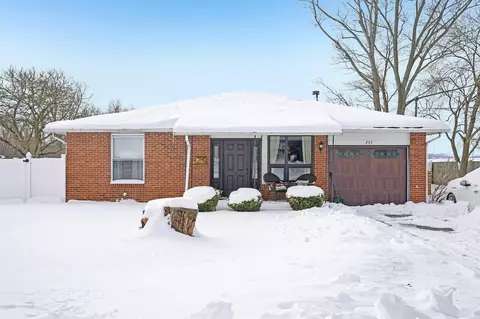 235 N Oak St, London, OH 43140