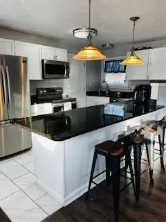 Kitchen - 128 Ravenwood Dr, Springfield, OH 45504 photo 1 of 1