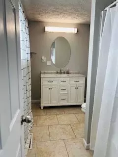 Bath - 128 Ravenwood Dr, Springfield, OH 45504 photo 1 of 1