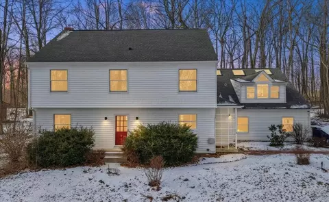 105 Allen Dr, Gambier, OH 43022