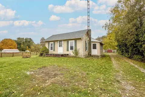 13683 Upper Fredericktown Rd, Mount Vernon, OH 43050