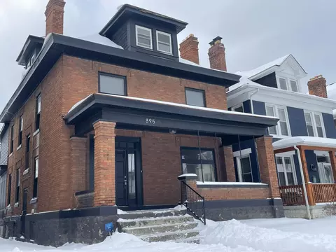 895 Studer Ave, Columbus, OH 43206