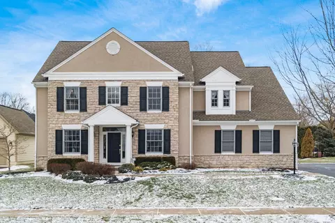 2520 Kemperwood Dr, Blacklick, OH 43004