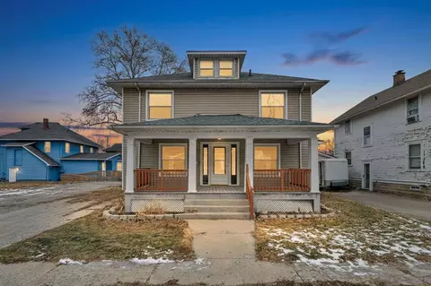212 Wildwood Ct, Marion, OH 43302