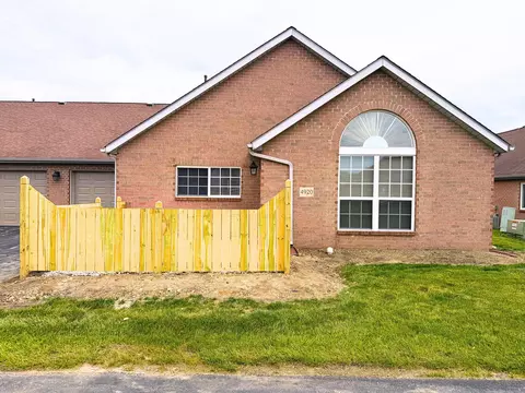 4920 Meadow Run Dr, Hilliard, OH 43026