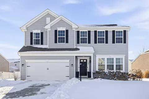 325 Green Acres Dr, Johnstown, OH 43031