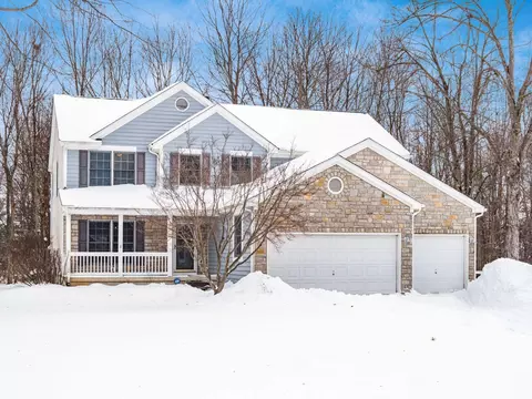 1295 Dobbins Dr, New Albany, OH 43054